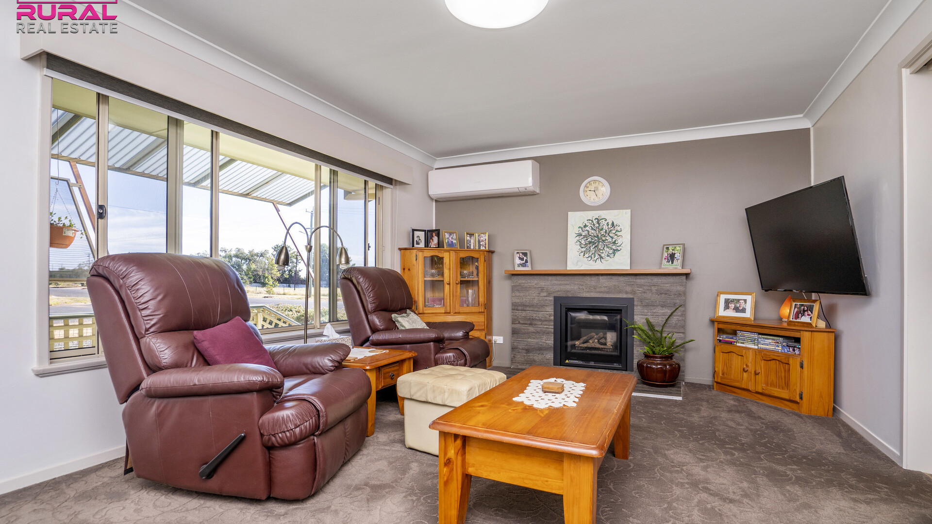 122 Camp Street, Temora NSW 2666 - photo 4