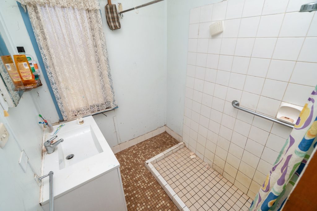 77 Dalgetty Street, Narrandera NSW 2700 - photo 11