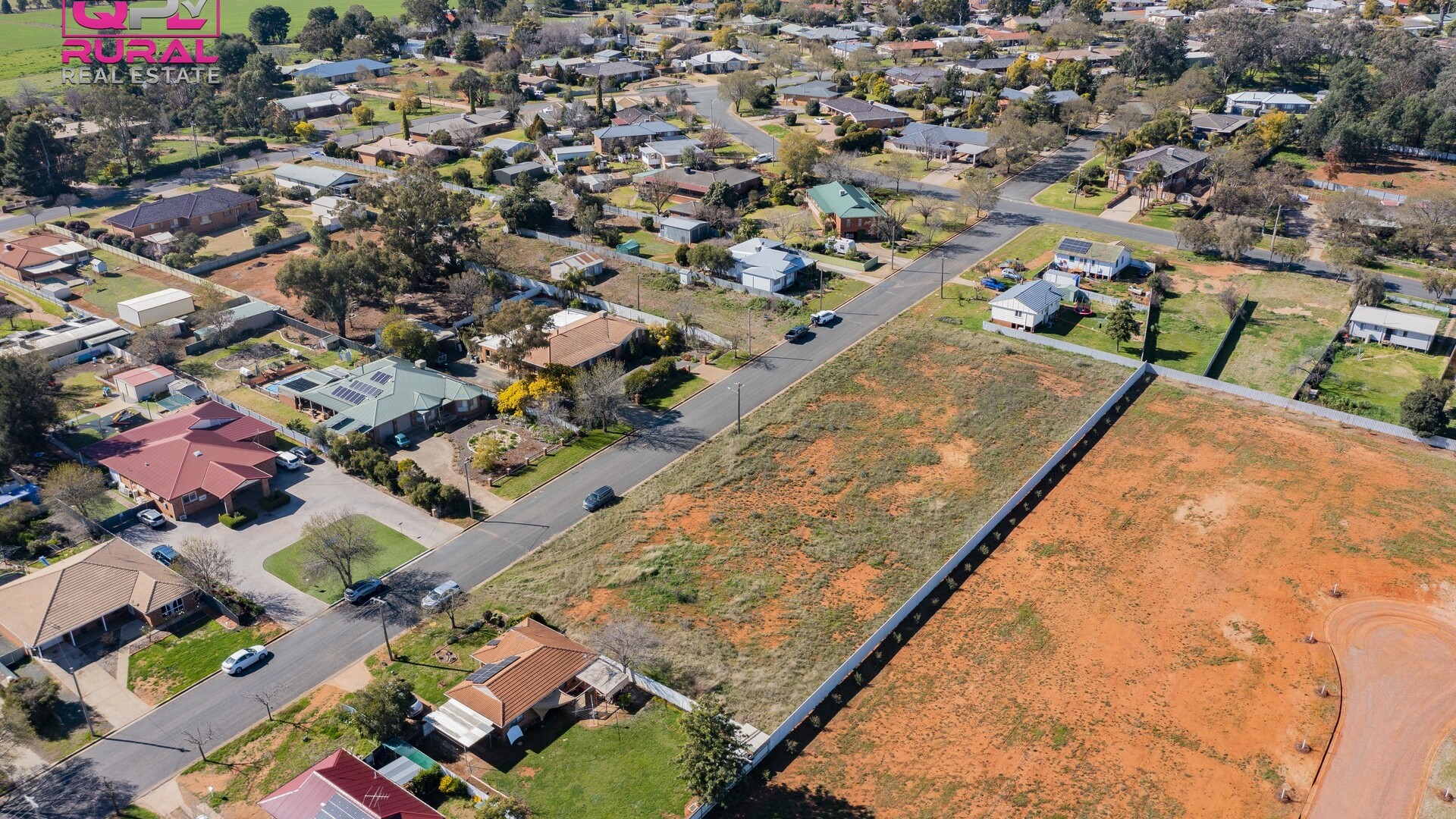 20 Beattie Street, Temora NSW 2666 - photo 3