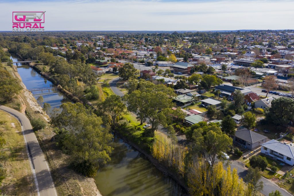 90-96 Larmer Street, Narrandera NSW 2700 - photo 2