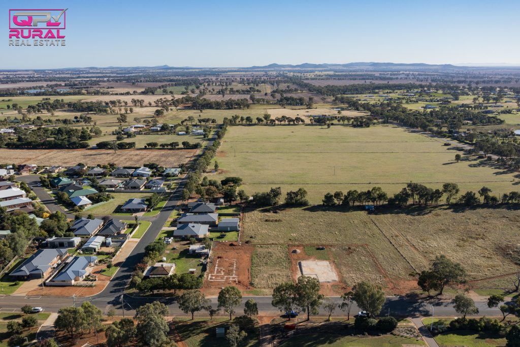 191 Kitchener Road, Temora NSW 2666 - photo 3