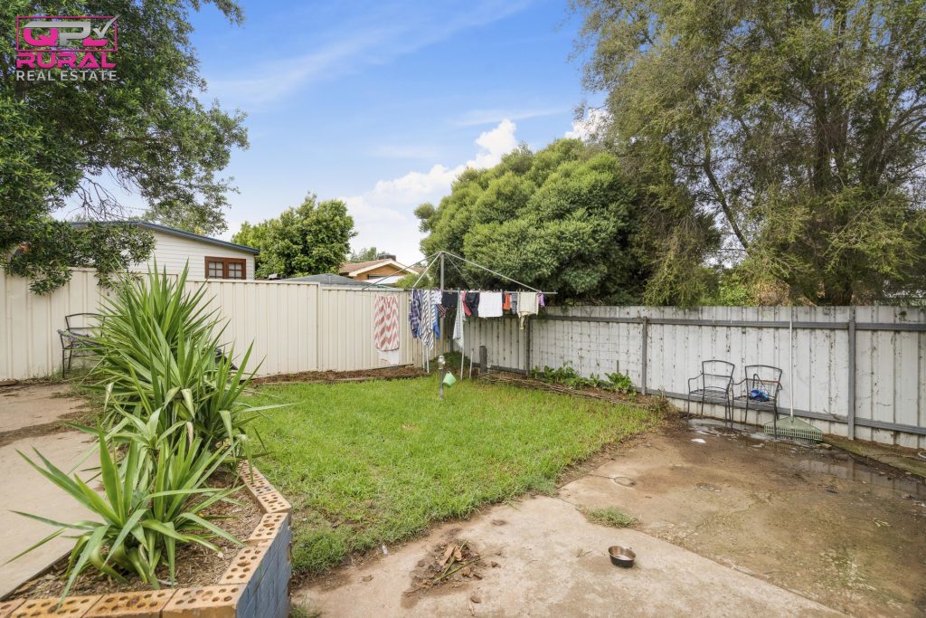 11 Shady Street, Narrandera NSW 2700 - photo 13