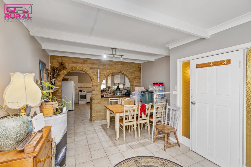 11 Shady Street, Narrandera NSW 2700 - photo 5