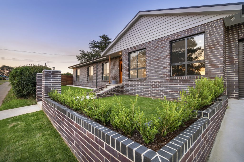 101 Gloucester Street, Temora NSW 2666 - photo 2