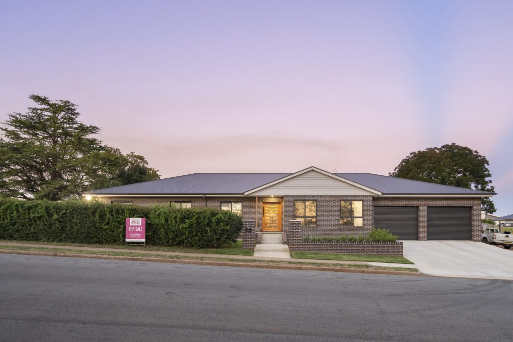 101 Gloucester Street, Temora NSW 2666 - McGrath Riverina