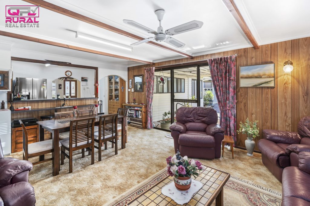 178 Loftus Street, Temora NSW 2666 - photo 11