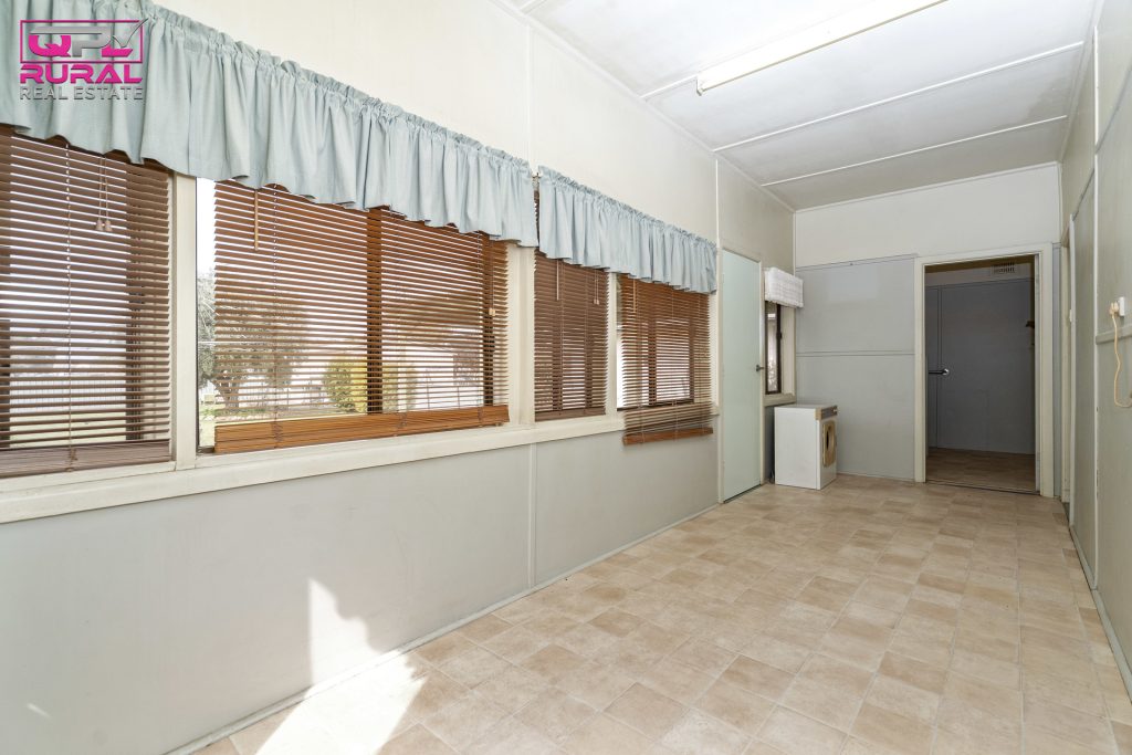 43 Robertson Street, Barmedman NSW 2668 - photo 11