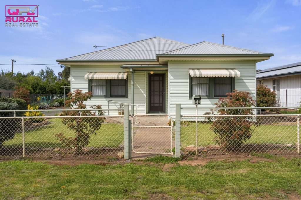 43 Robertson Street, Barmedman NSW 2668 - McGrath Riverina
