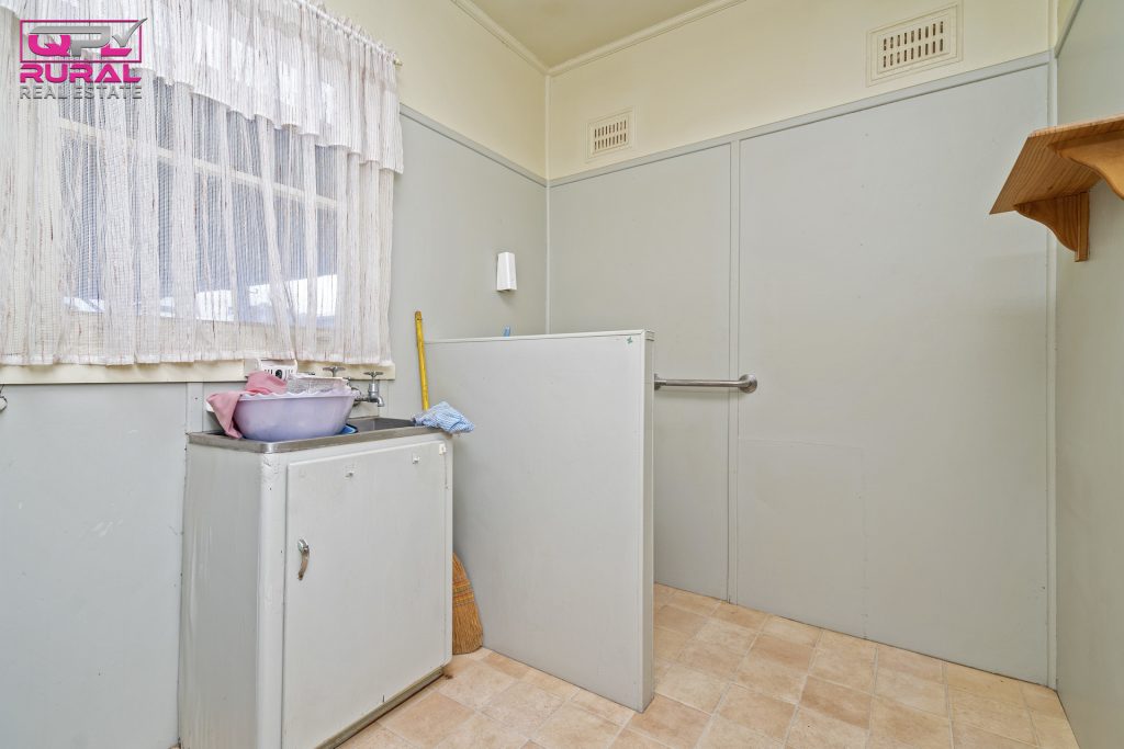 43 Robertson Street, Barmedman NSW 2668 - photo 12