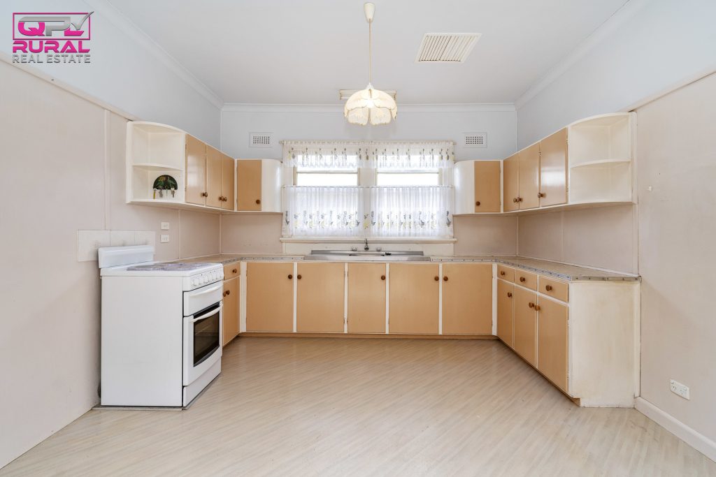 43 Robertson Street, Barmedman NSW 2668 - photo 6