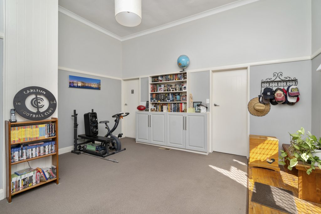 22 Jellinbah Street, Narrandera NSW 2700 - photo 12