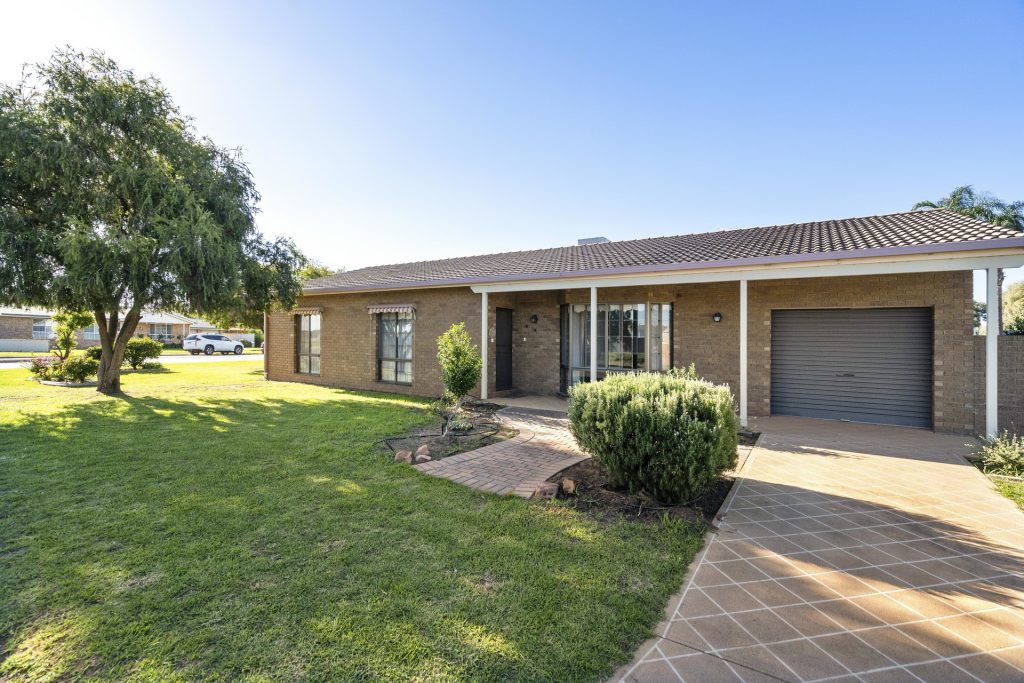 1 Karri Road, Leeton NSW 2705 - McGrath Riverina