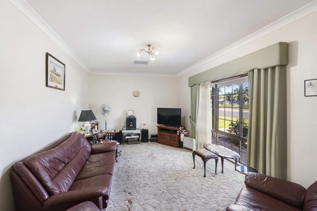 1 Karri Road, Leeton NSW 2705 - photo 3