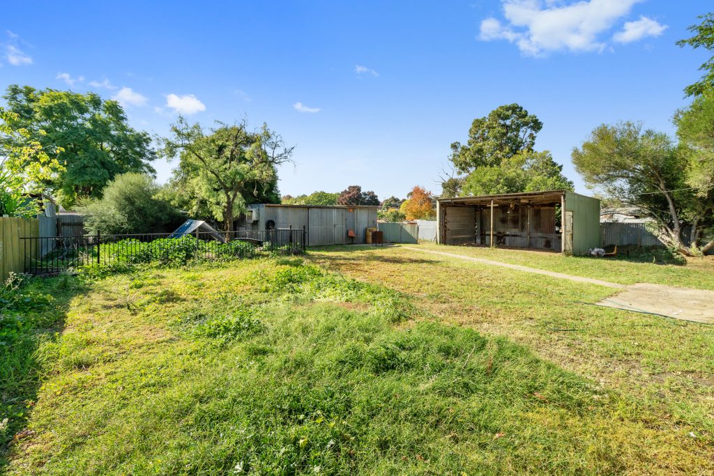 87 Twynam Street, Narrandera NSW 2700 - photo 11