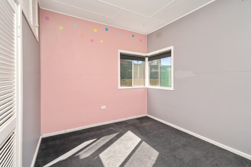 87 Twynam Street, Narrandera NSW 2700 - photo 8