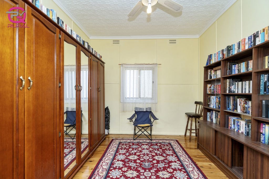 161 Britannia Street, Temora NSW 2666 - photo 5