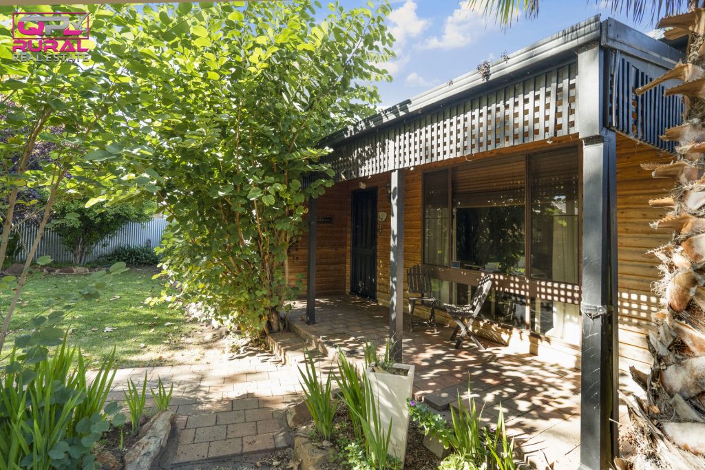 14 Chantilly Street, Narrandera NSW 2700 - McGrath Riverina