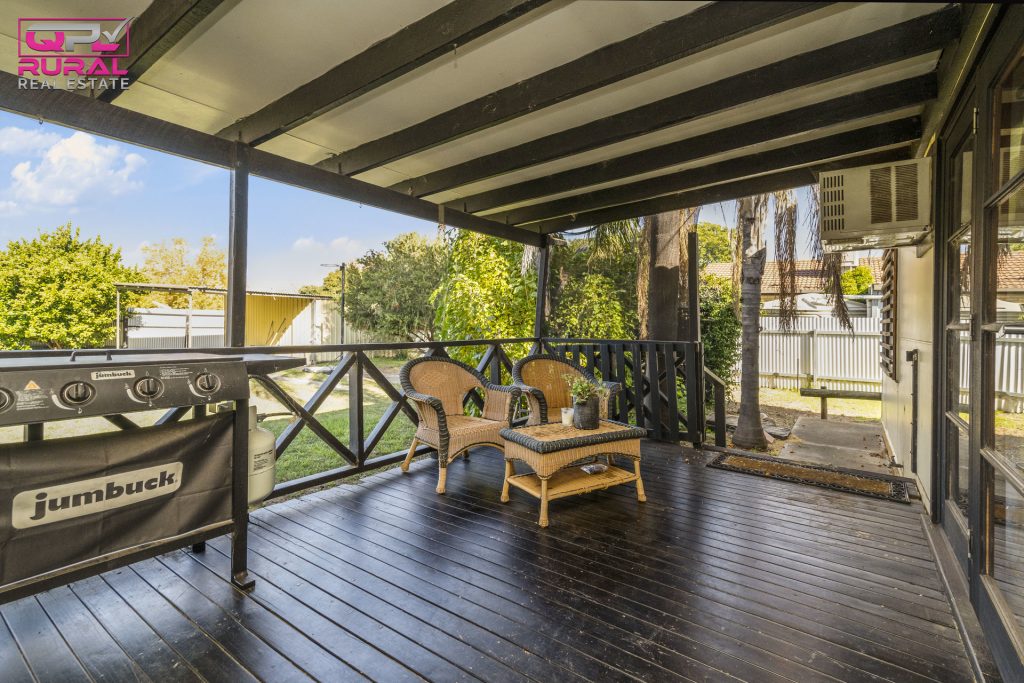 14 Chantilly Street, Narrandera NSW 2700 - photo 13