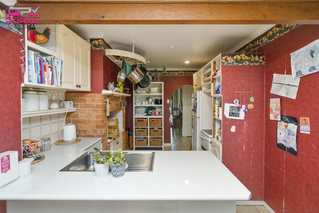 14 Chantilly Street, Narrandera NSW 2700 - photo 3