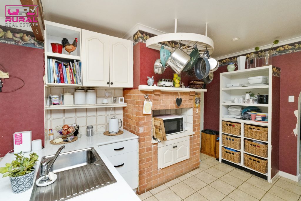 14 Chantilly Street, Narrandera NSW 2700 - photo 4