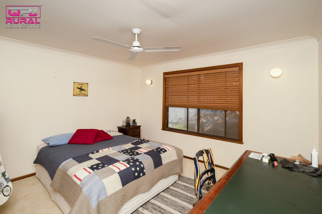 14 Chantilly Street, Narrandera NSW 2700 - photo 8