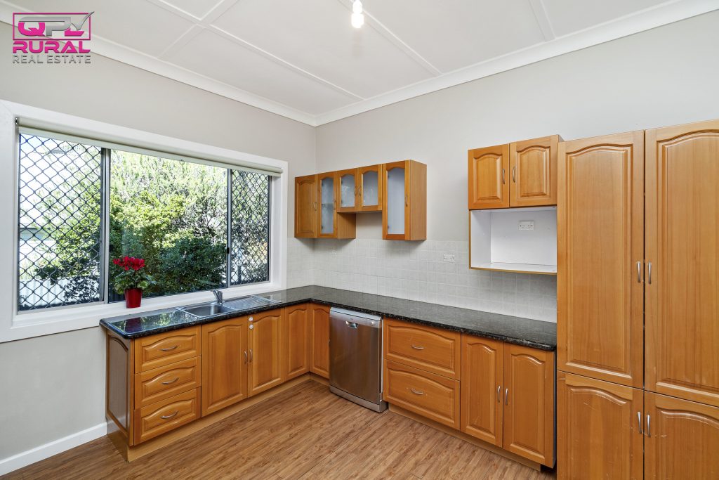 9 Jonsen Street, Narrandera NSW 2700 - photo 3