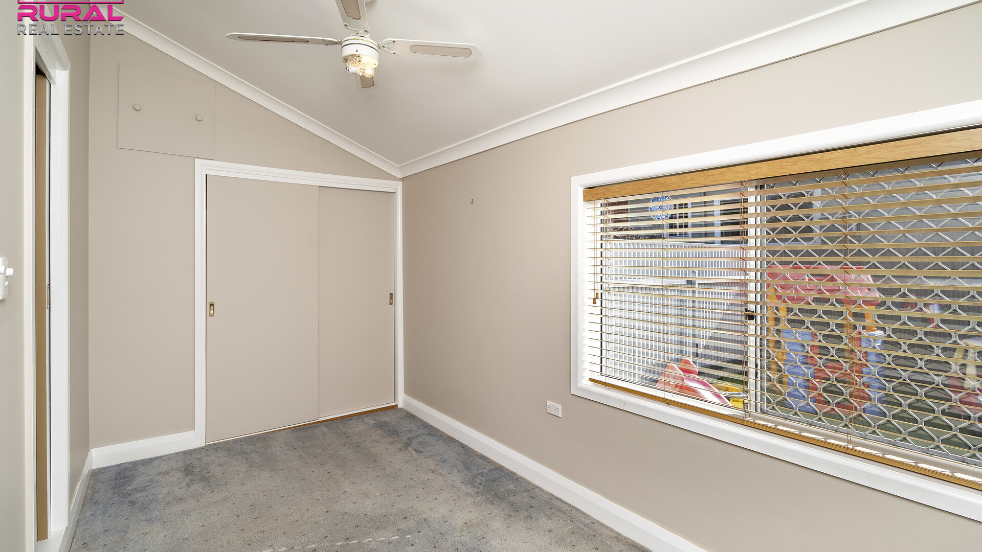 9 Jonsen Street, Narrandera NSW 2700 - photo 8