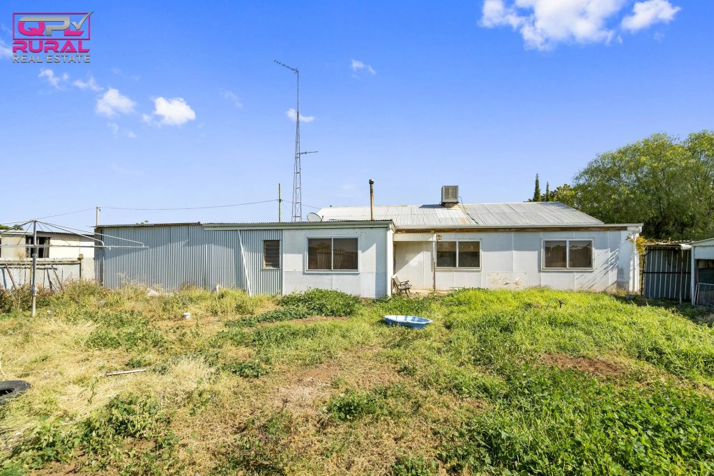 22-24 Pendula Street, Leeton NSW 2705 - photo 14