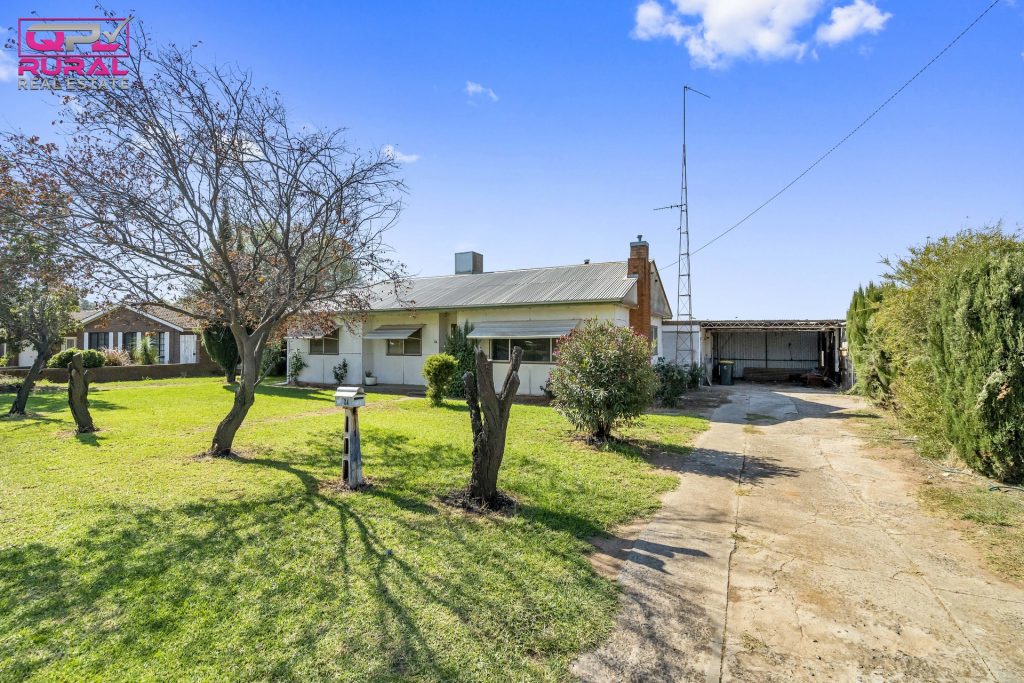 22-24 Pendula Street, Leeton NSW 2705 - photo 4