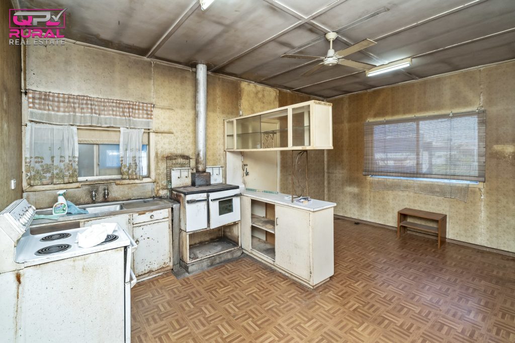 22-24 Pendula Street, Leeton NSW 2705 - photo 6