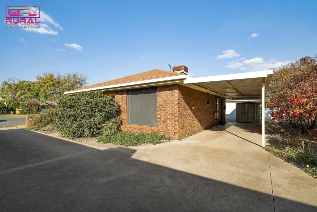 1/188 Deboos Street, Temora NSW 2666 - photo 12