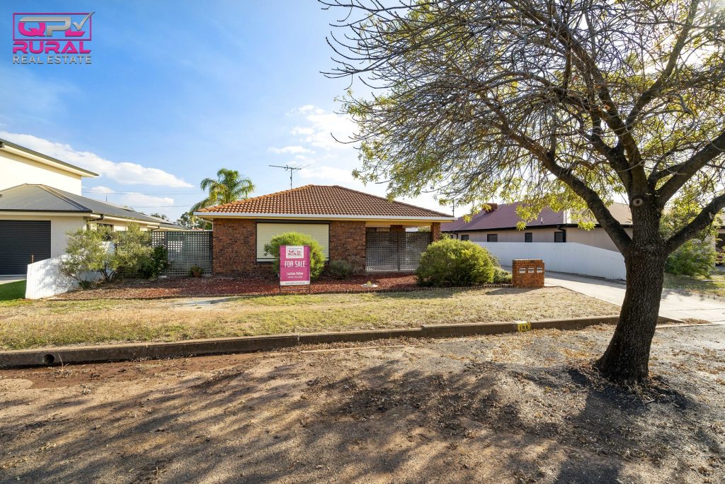 1/188 Deboos Street, Temora NSW 2666 - photo 13