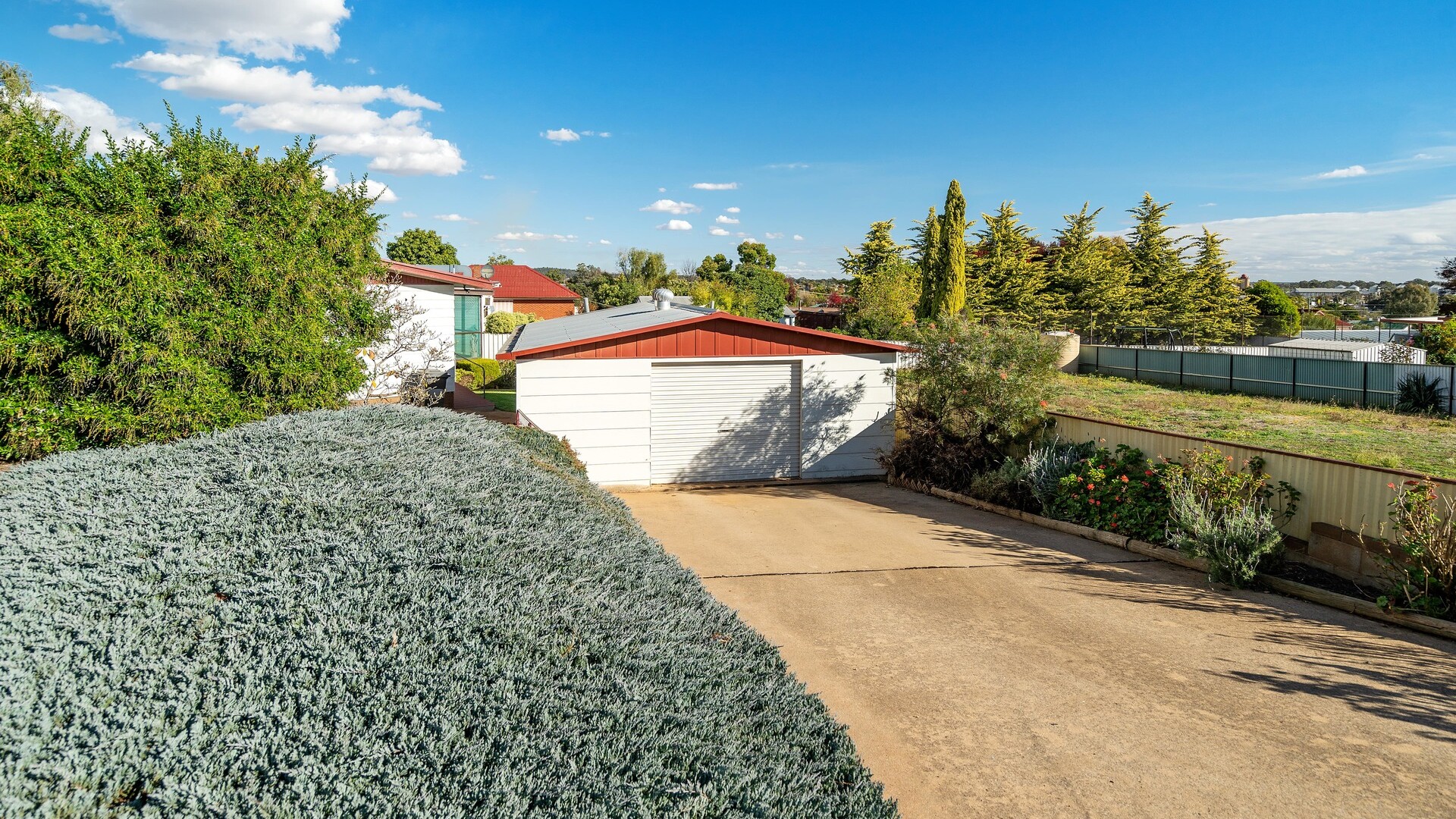 70 Holbrook Street, Temora NSW 2666 - photo 14