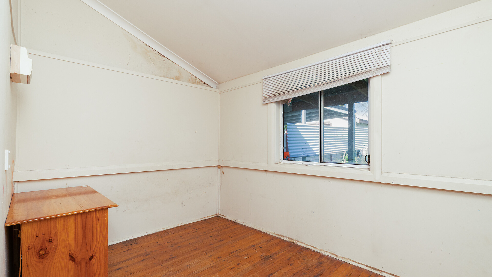 10 Railway Avenue, Leeton NSW 2705 - photo 7