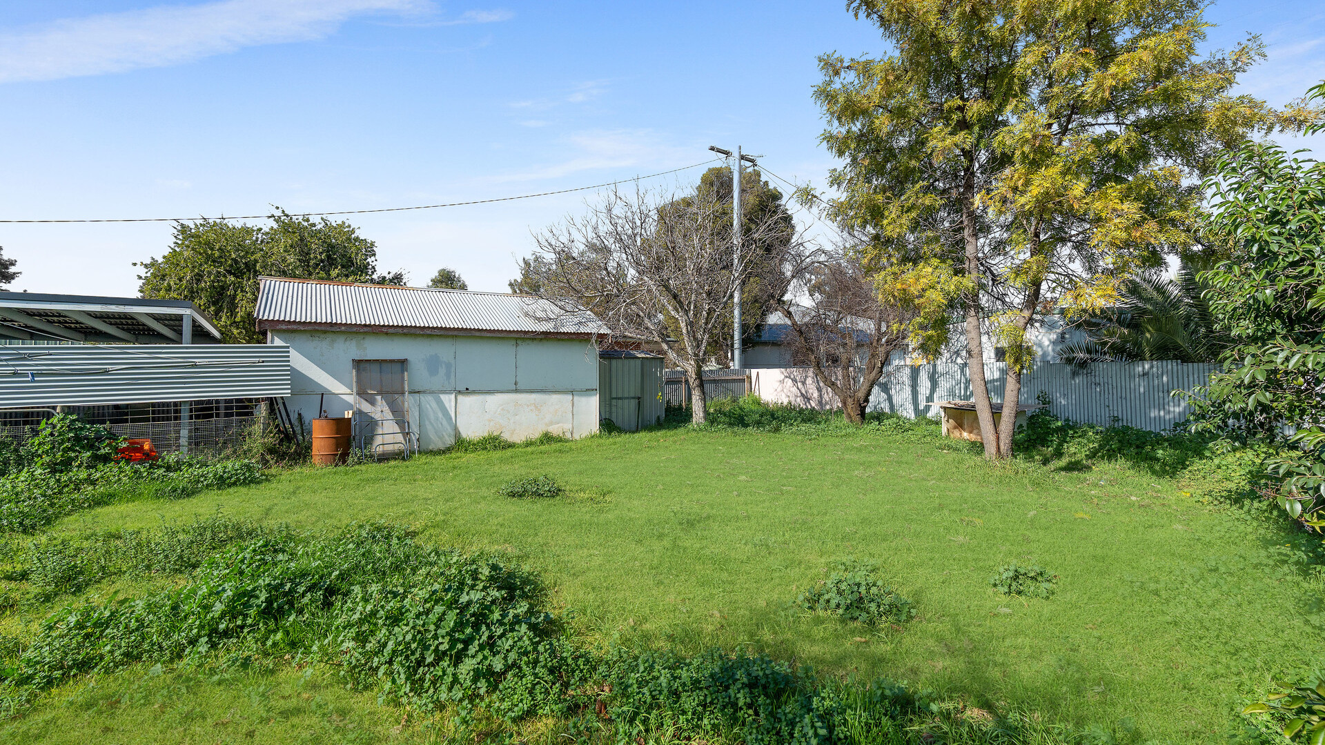 10 Railway Avenue, Leeton NSW 2705 - photo 9