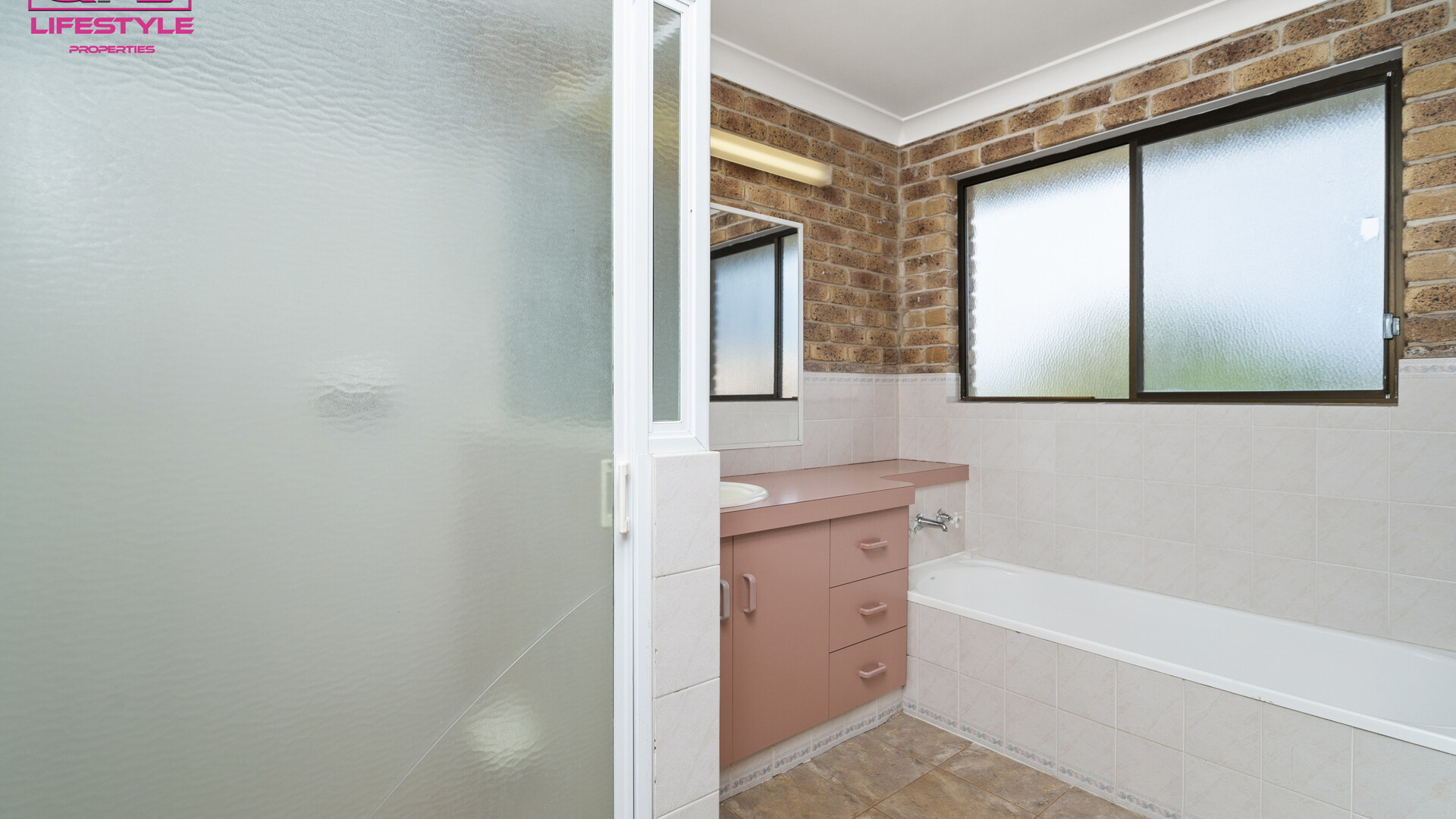 52 Paynters Siding Road, Narrandera NSW 2700 - photo 15