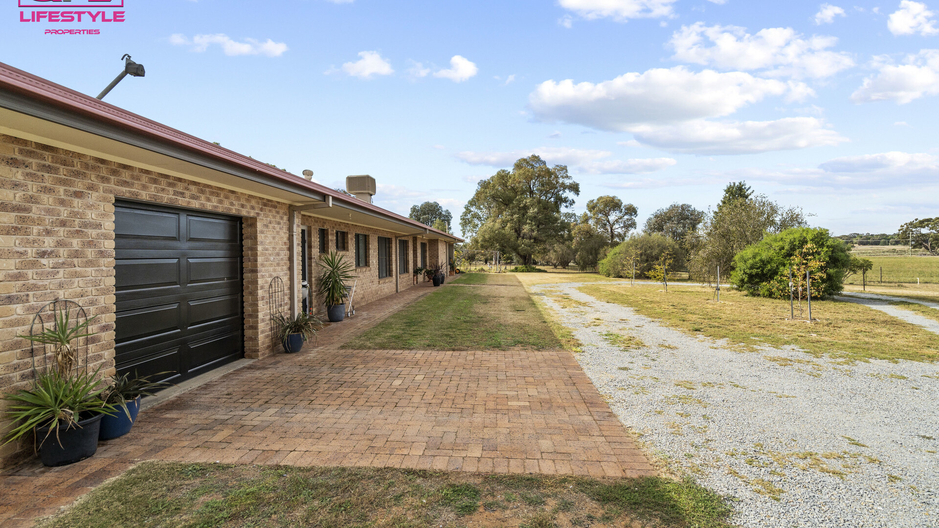 52 Paynters Siding Road, Narrandera NSW 2700 - photo 3