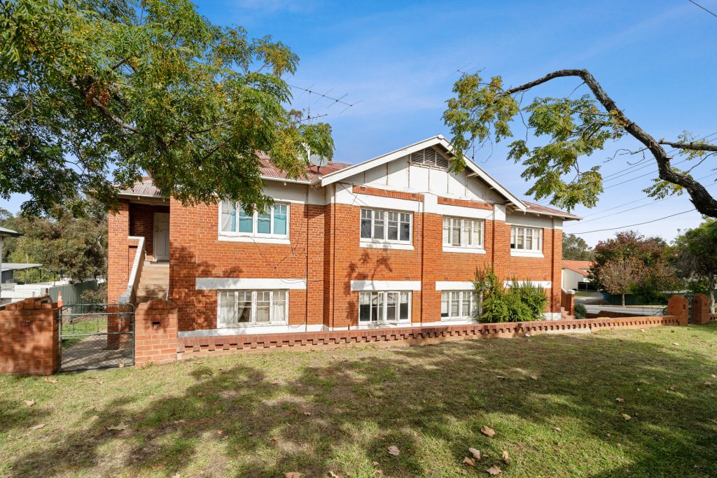 106-108 Larmer Street, Narrandera NSW 2700 - McGrath Riverina