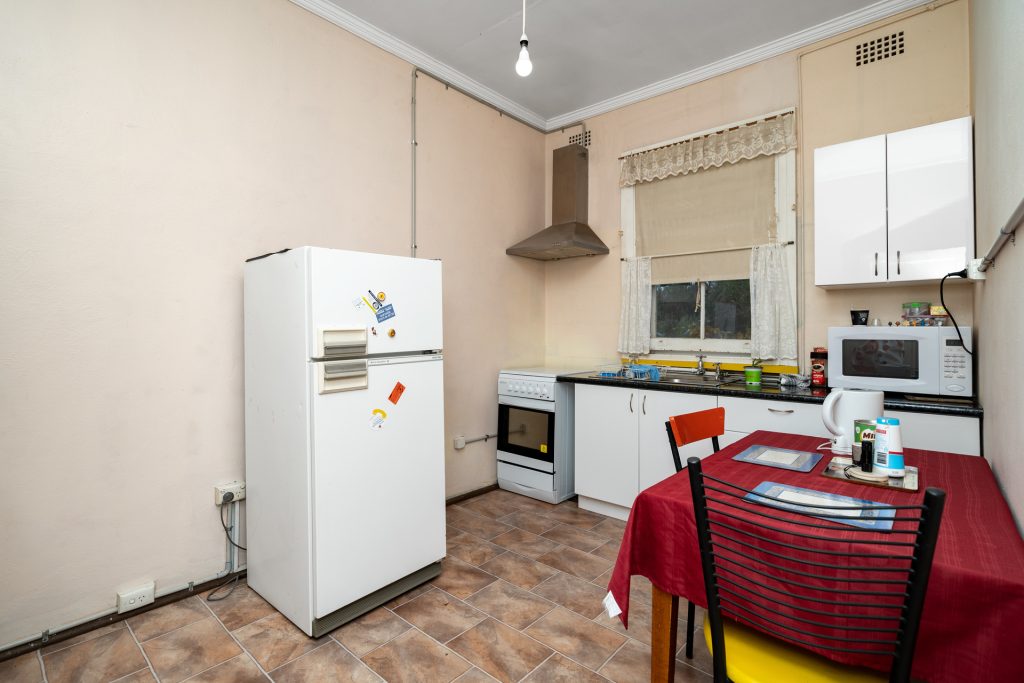 106-108 Larmer Street, Narrandera NSW 2700 - photo 14