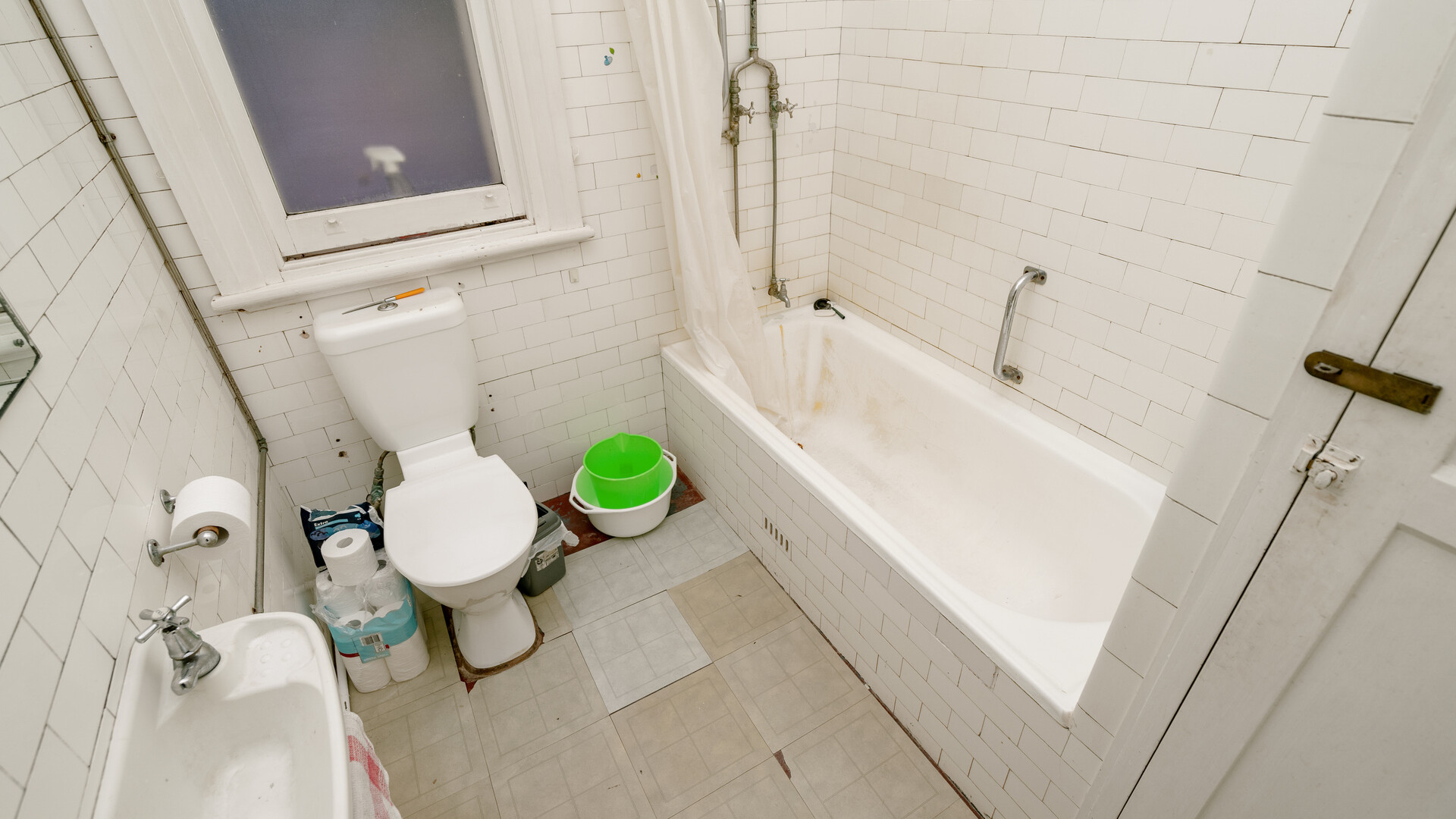 106-108 Larmer Street, Narrandera NSW 2700 - photo 17