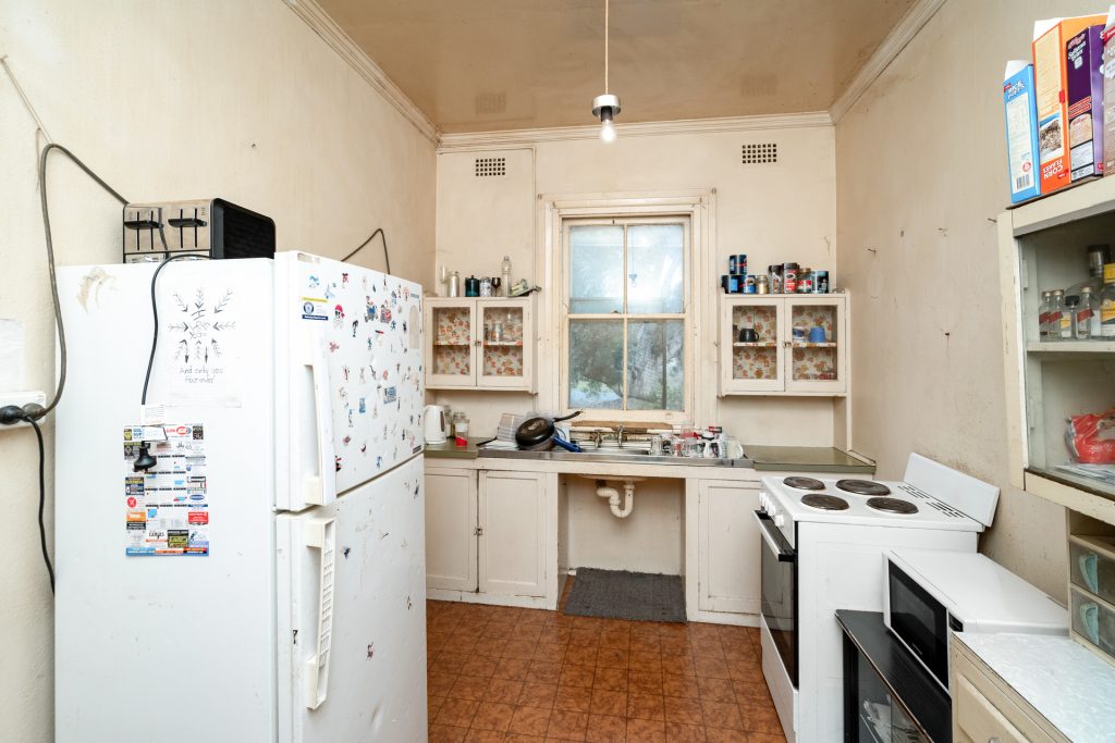 106-108 Larmer Street, Narrandera NSW 2700 - photo 5