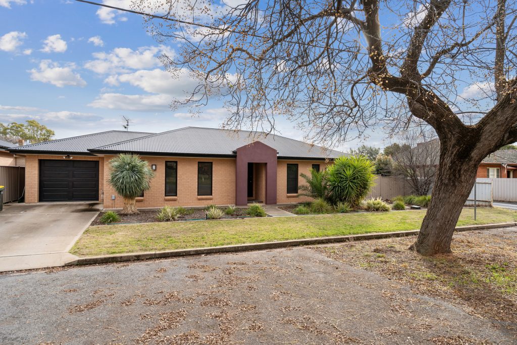 2/100 Adams Street, Narrandera NSW 2700 - McGrath Riverina