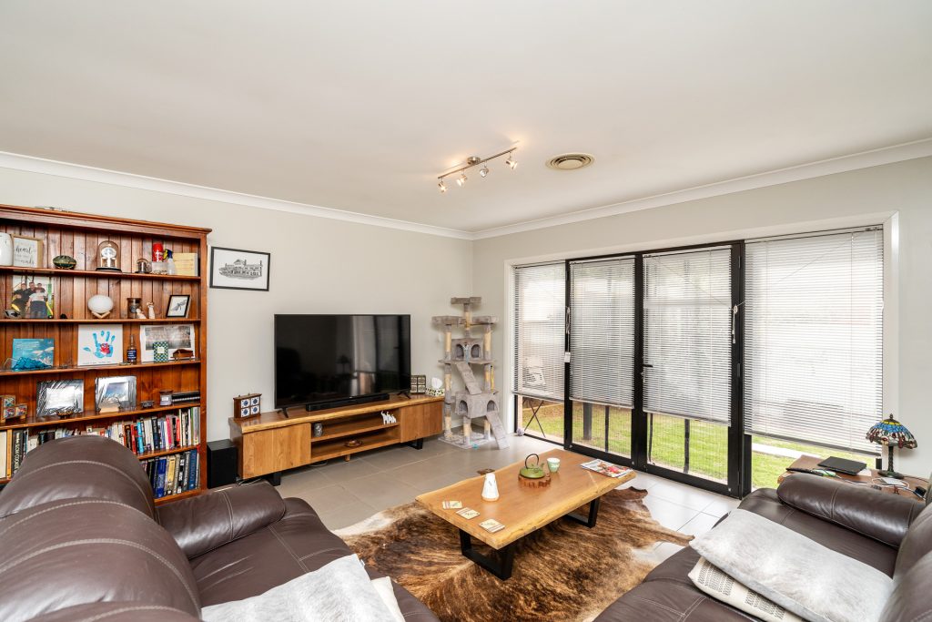 2/100 Adams Street, Narrandera NSW 2700 - photo 3