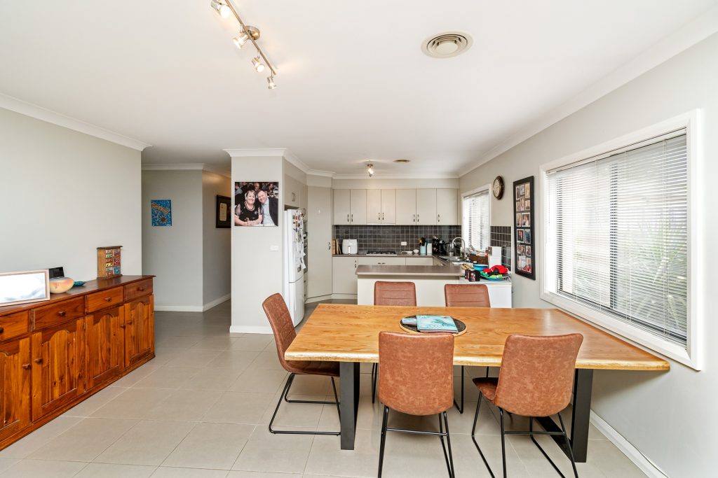2/100 Adams Street, Narrandera NSW 2700 - photo 6