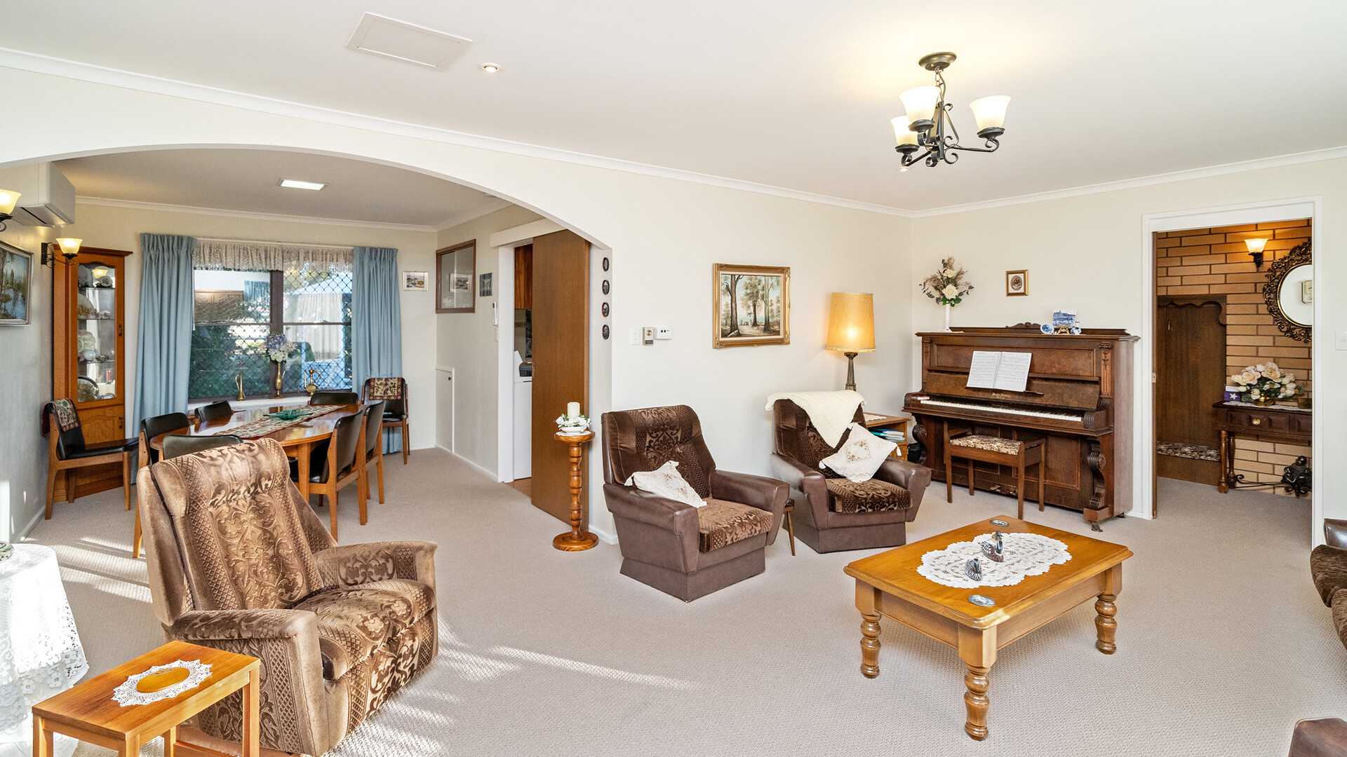 158 Kitchener Road, Temora NSW 2666 - photo 4