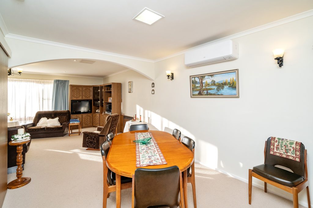 158 Kitchener Road, Temora NSW 2666 - photo 5