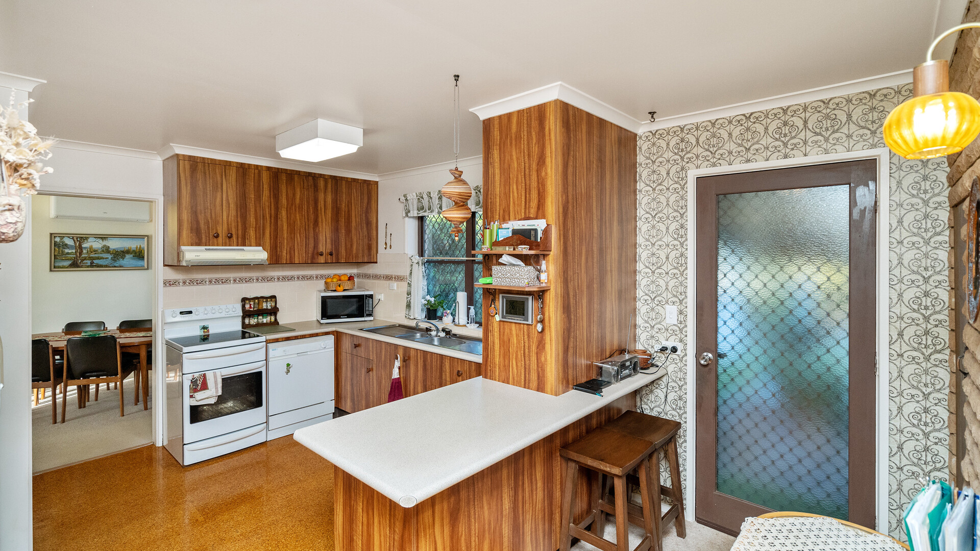 158 Kitchener Road, Temora NSW 2666 - photo 7