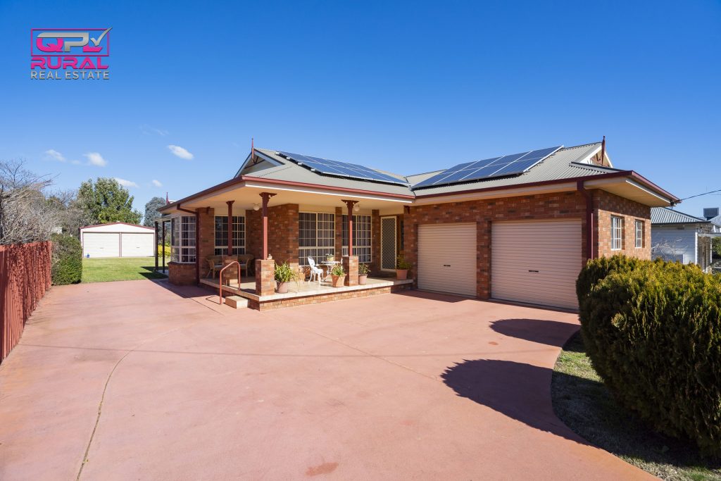 138 Polaris Street, Temora NSW 2666 - McGrath Riverina