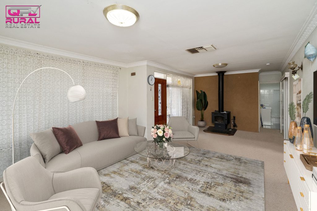 58 Currawang Avenue, Leeton NSW 2705 - photo 3