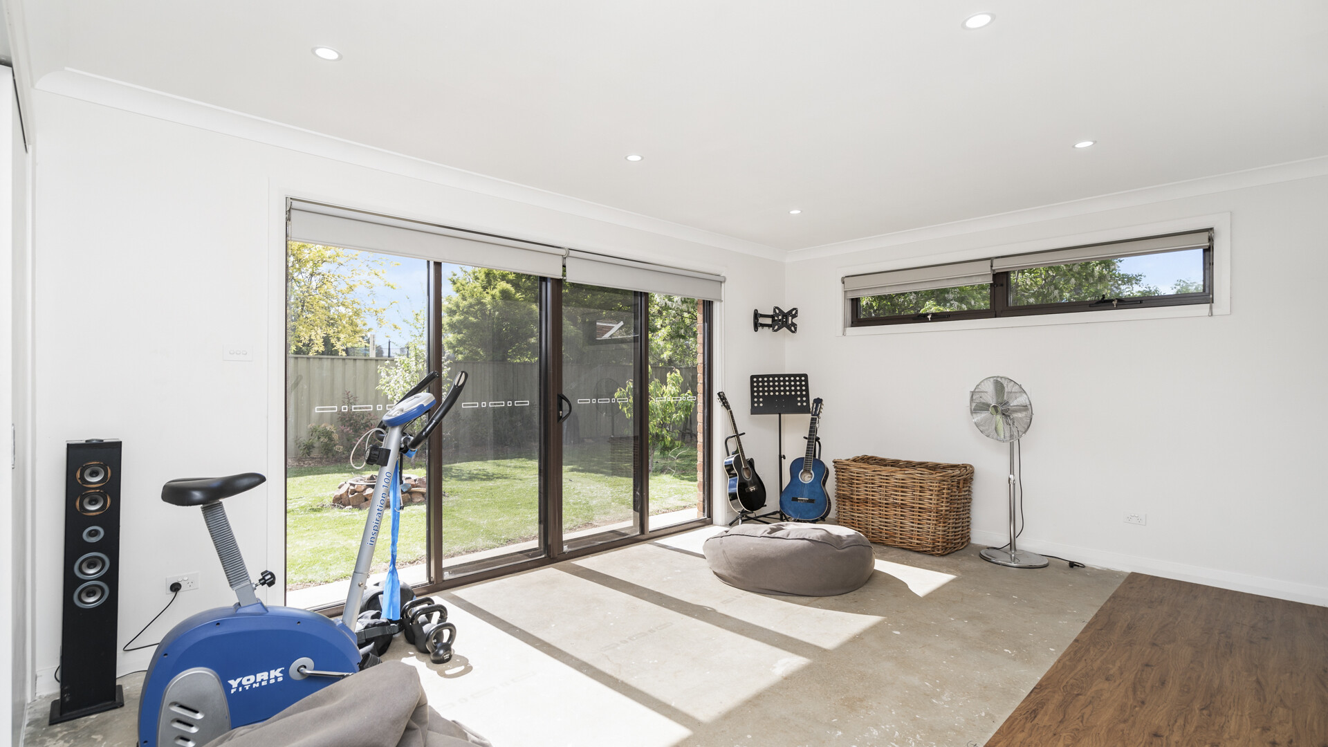 17 Roma Avenue, Leeton NSW 2705 - photo 16